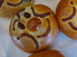 アンパンマン ¥100(税別)